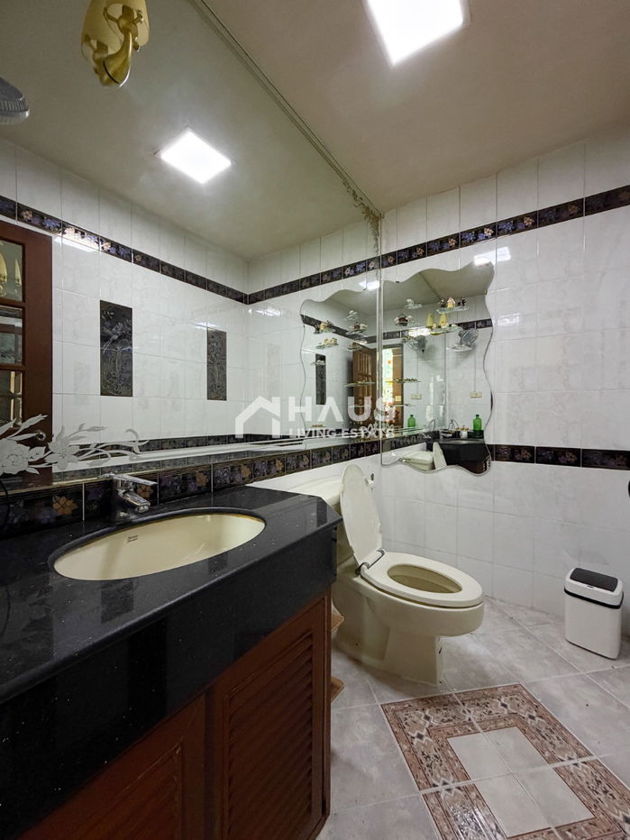 picture Krisadanakorn Pinklao - Phuttamonthon 2 / 4 Bedrooms #HPHU036 - 16/32