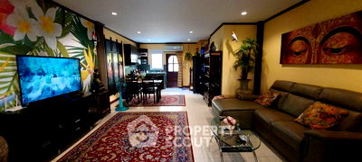 Townhouses for rent Hua Hin Prachaubkirikhan : 2-BR Townhouse close to Hua Hin City (ID 2437935)