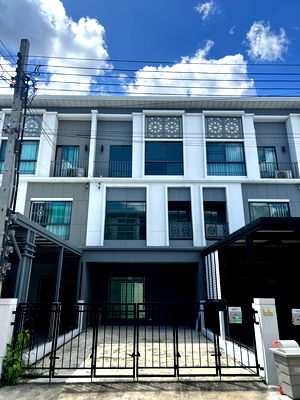 ทาวน์โฮมให้เช่า : ให้เช่า เดอะ เมทโทร เพชรเกษม 48 