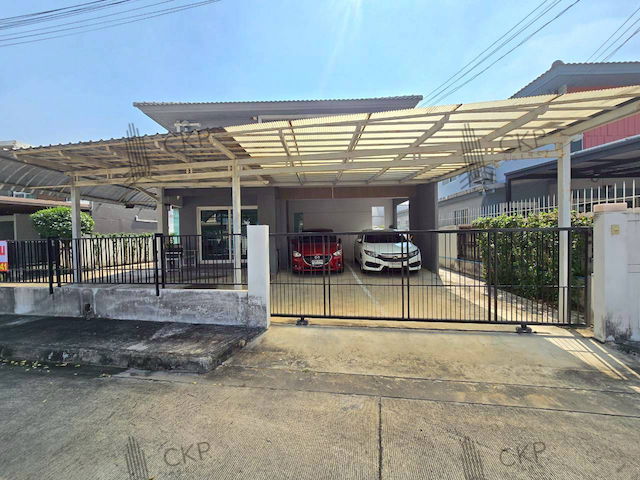 picture Single house for sale in Chaiyapruek Pinklao-Sai 5, located on the main road, near Central Salaya, Mahidol University and other universities. - 2/20