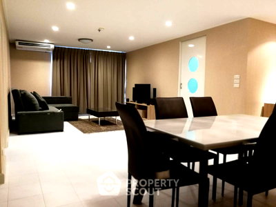 Condos for sale : 2-BR Condo at Master View Executive Place Condominium near BTS Krung Thon Buri (ID 2583734)