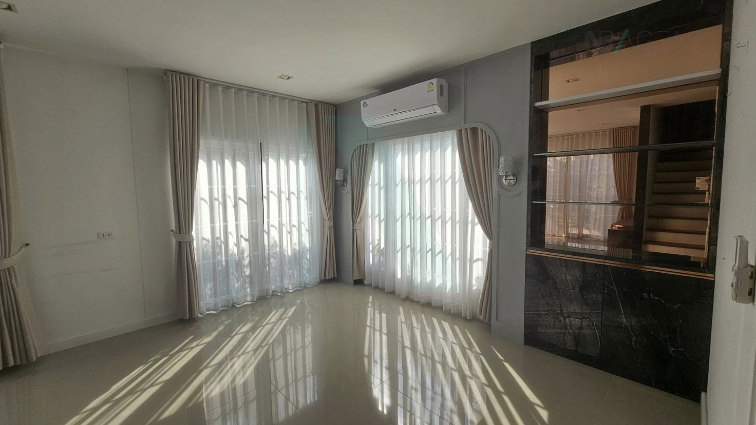 รูป 📌 ให้เช่าบ้านแฝด 2 ชั้น โกลเด้น นีโอ สาทร 4 ห้องนอน 3 ห้องน้ำ - รูปที่ 3/8