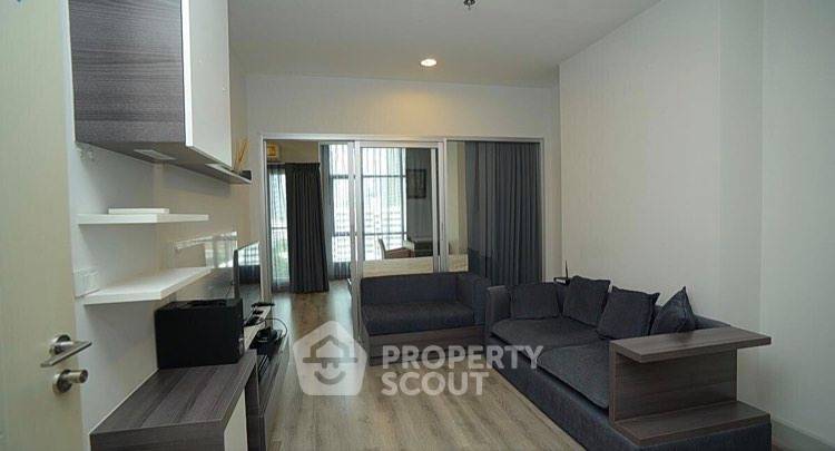 รูป คอนโด 1-ห้องนอน ที่ เซ็นทริค สาทร-เซนต์หลุยส์ ใกล้ BTS เซนต์หลุยส์ (ID 1169182) - รูปที่ 2/10