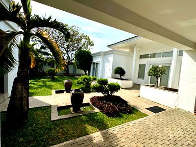 Houses for sale Nong Prue, Chonburi : Luxury Pool Villa for Sale – Siam Royal View Pattaya | 4BR | Large Land | 25.9MB