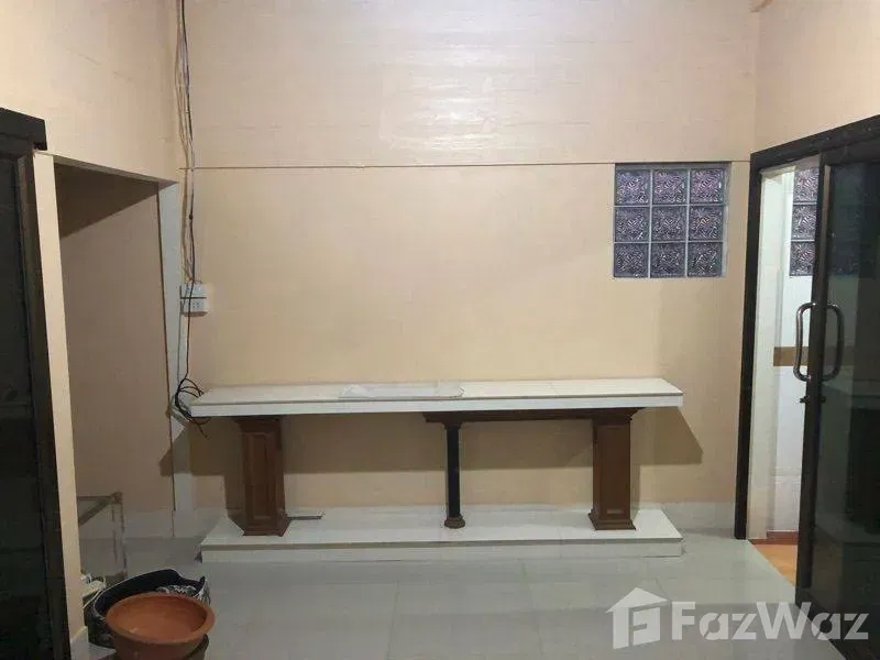 picture Live Luxuriously in this 4-Bdrm, 220 SqM House: ฿2.8M! 671316 - 24/28