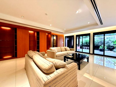 คอนโดให้เช่า : Supreme Residence | Expansive 3 Bedroom Condo in Sathorn - BR60723CD