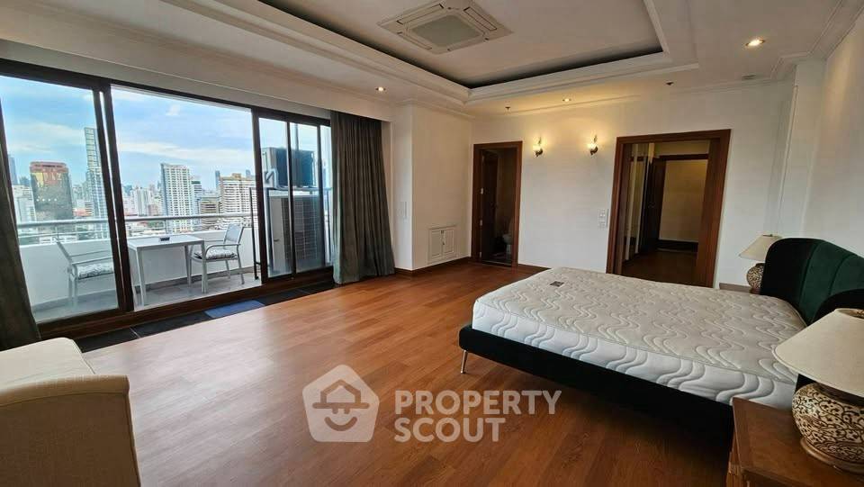 picture 3-BR Condo at Sukhumvit Living Town near MRT Phetchaburi (ID 2475837) - 12/20