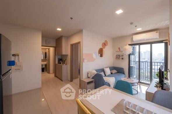 picture 2-BR Condo at FLO By Sansiri near MRT Wat Mangkon (ID 2563302) - 2/10
