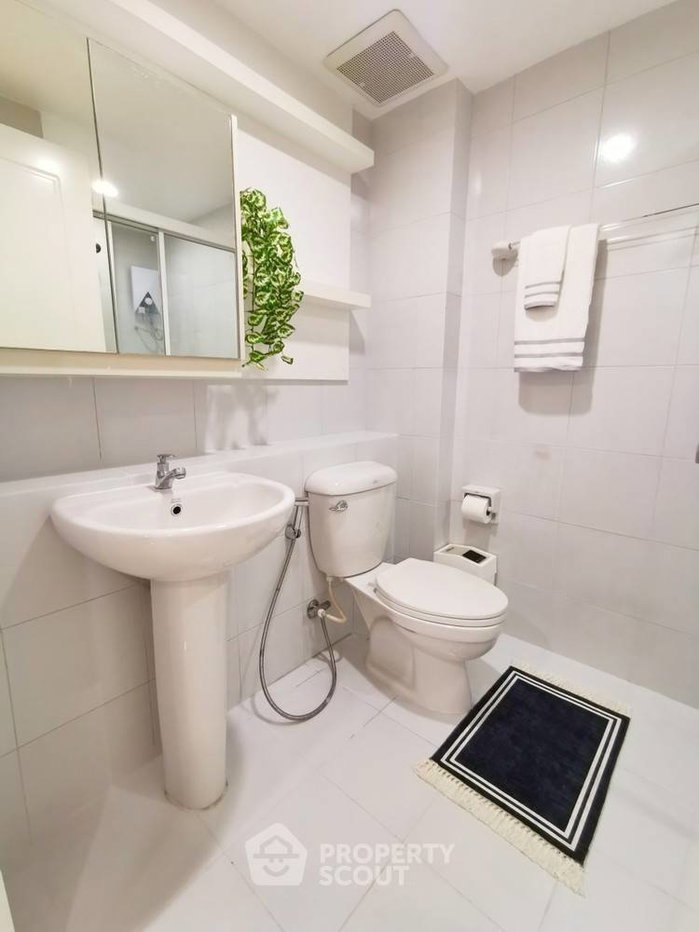 picture 2-BR Condo at Elements Srinakarin in Nong Bon (ID 302727) - 4/13