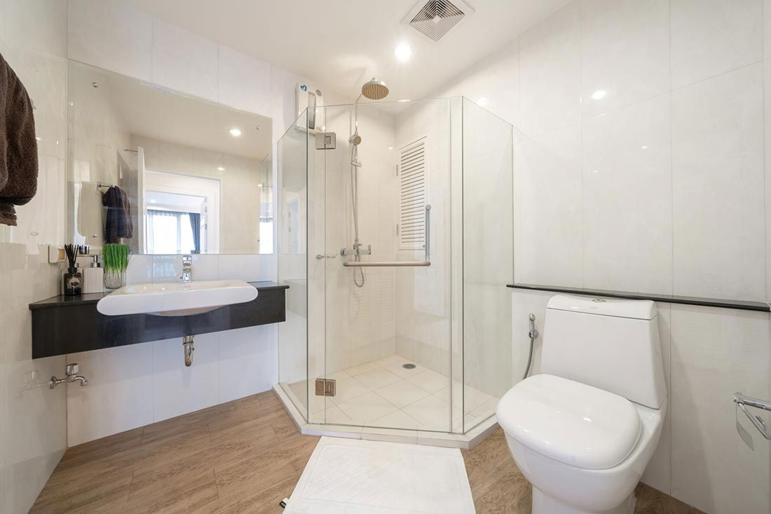 รูป The Surawong By Chewathai Hup Soon【𝐒𝐄𝐋𝐋 & 𝐑𝐄𝐍𝐓】🔥ห้องพรีเมียม ดีไซน์เรียบหรู ดูดีในระยะยาว แต่งโทนสุภาพ🔥 ติดต่อไลน์ไอดี: @hacondo - รูปที่ 3/4