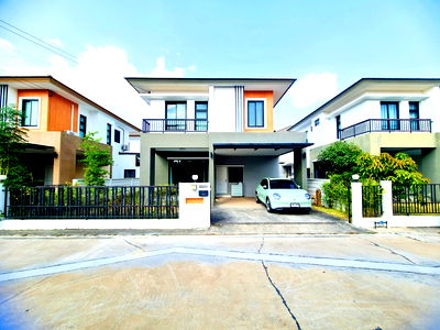 บ้านเดี่ยว วิทยาลัยพยาบาลบรมราชชนนี ขอนแก่น : บ้าน2ชั้น PS HOME4 ถนนเหล่านาดี เดินทางสะดวก เข้า-ออกเมืองแค่ 5นาที อายุบ้าน 5ปี บ้านเหมือนใหม่ ดูแลอย่างดี มีต่อเติมบ้าน พร้อมเข้าอยู่ เมืองขอนแก่น