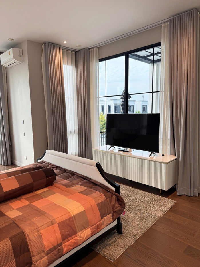 รูป ให้เช่าบ้านเดี่ยว 4 ห้องนอน ตกแต่งหรูหรา ใกล้ Brighton College Bangkok - รูปที่ 7/25