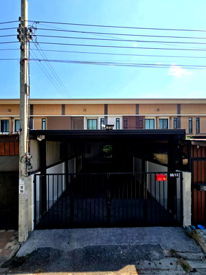 เช่าทาวน์โฮม เซฟวัน โก ศรีสมาน : 17000./-ให้เช่าบ้านเมืองทอง ศรีสมาน🏞️3ห้องนอน2ห้องน้ำ