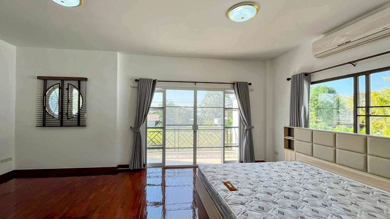 picture 🏡 Two-Storey House for Rent with Garden 📍 Wang Tan Village, Hang Dong – Chiang Mai ✈️ Only 15 minutes to Chiang Mai International Airport - 13/20