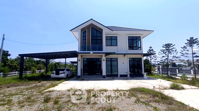Houses for sale Pran Buri Prachaubkirikhan : 3-BR House in Wang Phong (ID 2063551)