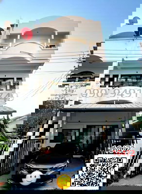 เช่าทาวน์โฮม ถนนพหลโยธิน : เช่า ทาวน์โฮม 3 ชั้น หมู่บ้านพรมงคล ลาดพร้าว 15 หลังมุม ตกแต่งครบ