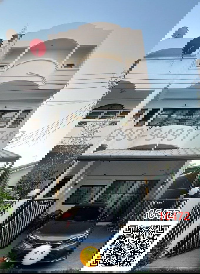 รูป เช่า ทาวน์โฮม 3 ชั้น หมู่บ้านพรมงคล ลาดพร้าว 15 หลังมุม ตกแต่งครบ - รูปที่ 1/10