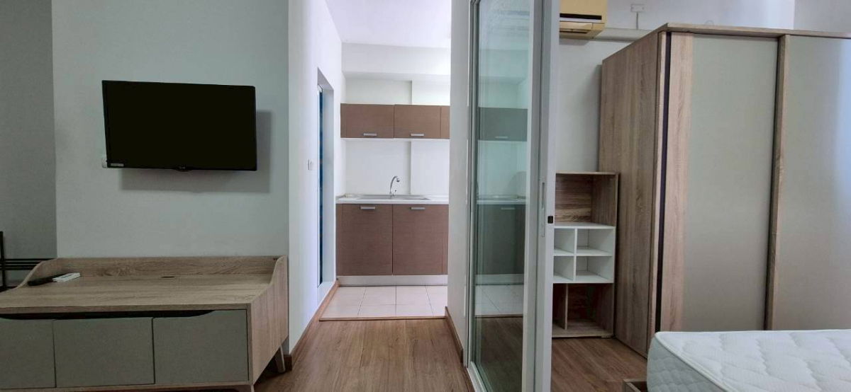 รูป ให้เช่าห้องแต่งพร้อม เฟอร์ครบ ห้องใหญ่ วิวดี ราคาถูก ใกล้ ARL และ MRT สถานีหัวหมาก - รูปที่ 9/12