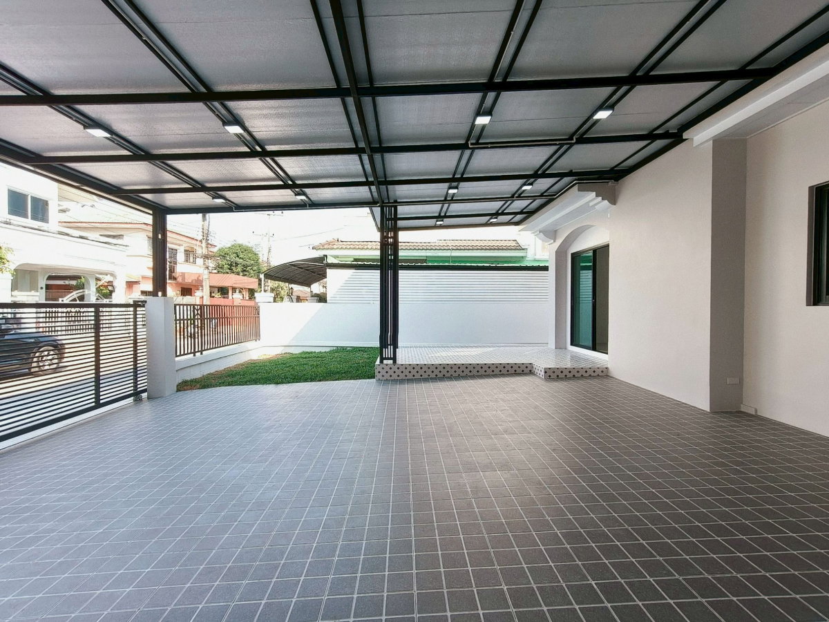 รูป บ้านเดี่ยว ลำลูกกา ใกล้สถานีรถไฟฟ้า คูคต หมู่บ้านชัยพฤกษ์ บุศรินทร์ ลำูกกาคลองสอง เสมาฟ้าคราม ต้นโครงการ นัดชมบ้านด่วน 085-318-6868 คุณวา - รูปที่ 10/23