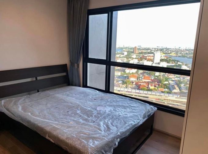 The Politan Rive  ชั้น 42 ขนาด 26 ตร.ม. วิวแม่น้ำเจ้าพระยา ใกล้ MRT สายสีม่วง ห้ององมุม ทิศใต้