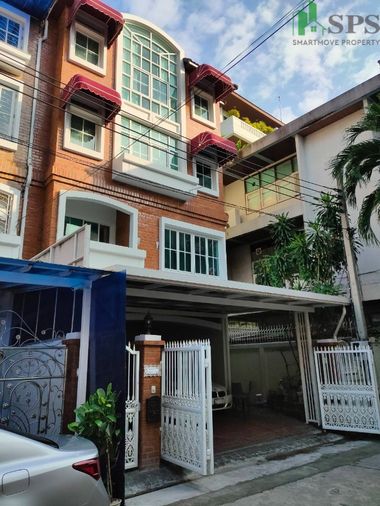 4-bed townhouse for sale, 575 sqm, 46.7 sq wah, Yan Nawa