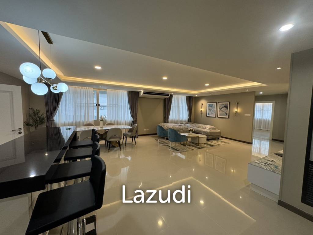 รูป 236 sqm 4-Bed Condo on 18th Floor in Khlong Tan Nuea, Bangkok - รูปที่ 1/6