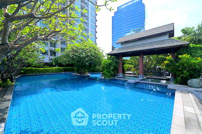 ขายคอนโด : คอนโด 1-ห้องนอน ที่ เซอร์เคิล คอนโดมิเนียม ใกล้ MRT เพชรบุรี (ID 2589466)