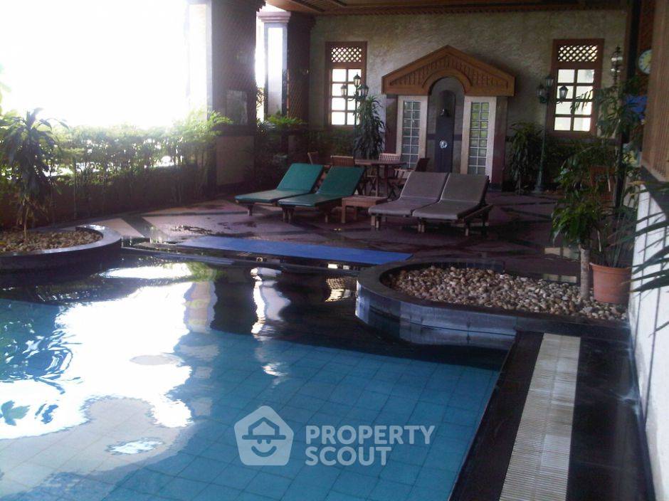 picture 2-BR Condo at Las Colinas near BTS Asok (ID 514014) - 3/5