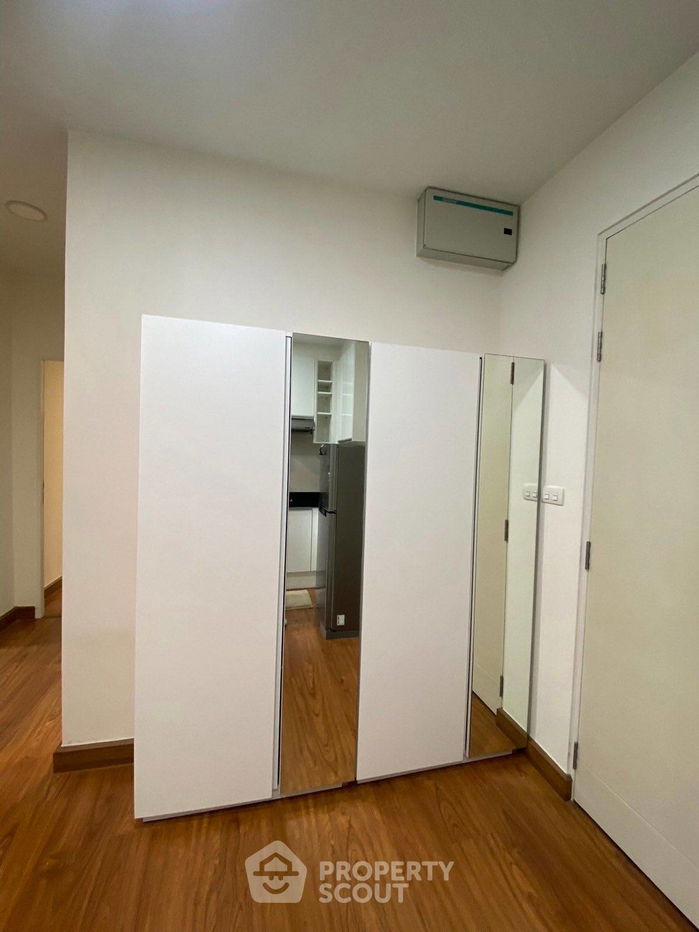 picture 2-BR Condo at The Seed Musee Sukhumvit 26 near BTS Phrom Phong (ID 2556044) - 11/11