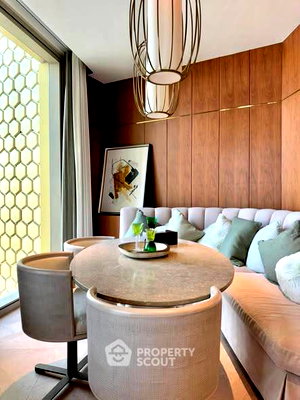 Condos for rent : 3-BR Condo at The Residences At Mandarin Oriental, Bangkok near BTS Saphan Taksin (ID 2433347)