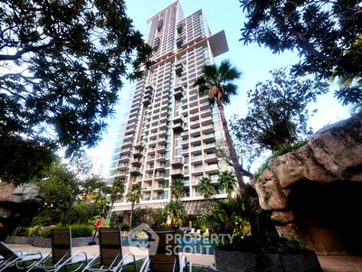 Condos for rent Pattaya : 1-BR Condo at The Riviera Wongamat close to Sanctuary of Truth (ID 2084595)