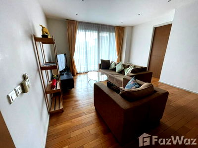 Condos for rent Silom and Sathorn Road : 2 Bedroom Condo for rent at The Legend Saladaeng 1082914