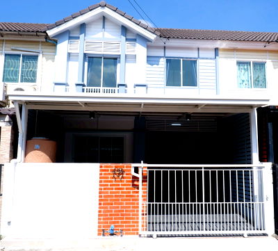 ทาวน์โฮม สถานีรถไฟฟ้ารังสิต : 🍃OwPle270126🍃 🏡🏡มาแล้วบ้านสวยทำเลทอง  👉พฤกษา40 วิลล์โลคัลโรด ดอนเมือง