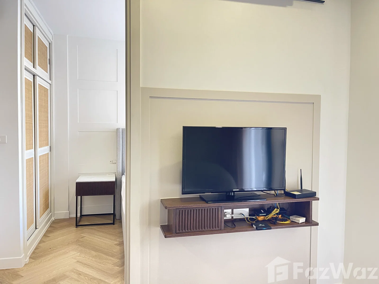 1 bedroom condo fully renovated for sale at Dlux Condo 6005138 - image 6