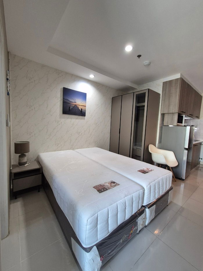 picture Fully furnished room for rent , near ARL and MRT Huamak station - 5/8