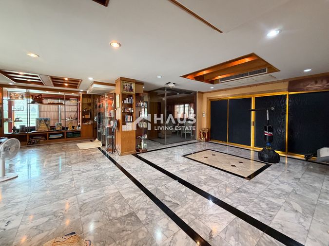 3-bed house for sale, 250 sqm, 163 sq wah, Ladawan Pinklao - Boromratchonnani