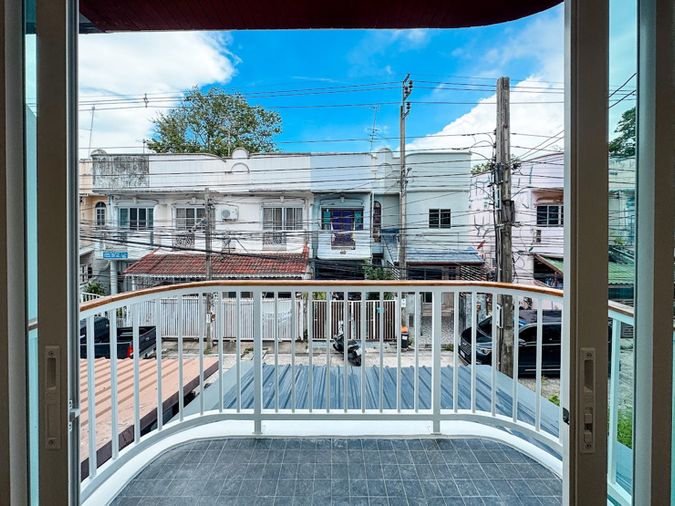 2-bed townhouse for sale, 68 sqm, 17 sq wah, Baan 84 Mansion