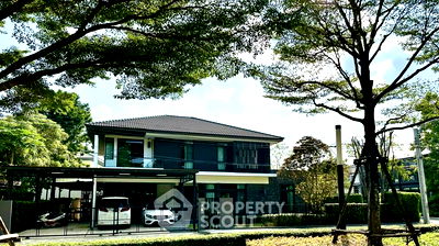 Houses for sale Samut Prakarn : 5-BR House at Mantana Bangna Km.7 in Bang Kaeo (ID 2588975)