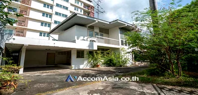 Houses for rent Bangkok : 🔼🔽 AccomA 📩 Home Office 2 BR House in Khlong Tan Nuea (AA25089)