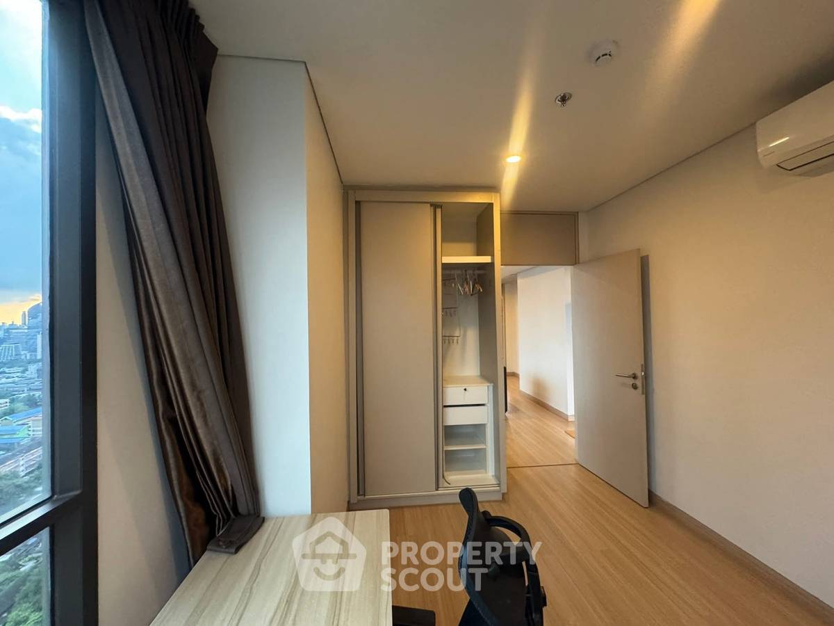 รูป คอนโด 2-ห้องนอน ที่ ลุมพินี สวีท เพชรบุรี - มักกะสัน ใกล้ ARL มักกะสัน (ID 2590497) - รูปที่ 8/17