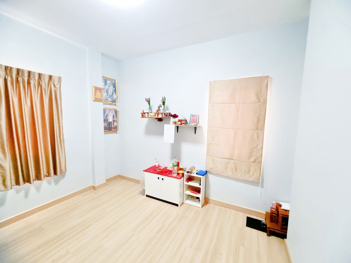 รูป บ้าน2ชั้น PS HOME4 ถนนเหล่านาดี เดินทางสะดวก เข้า-ออกเมืองแค่ 5นาที อายุบ้าน 5ปี บ้านเหมือนใหม่ ดูแลอย่างดี มีต่อเติมบ้าน พร้อมเข้าอยู่ เมืองขอนแก่น - รูปที่ 10/11