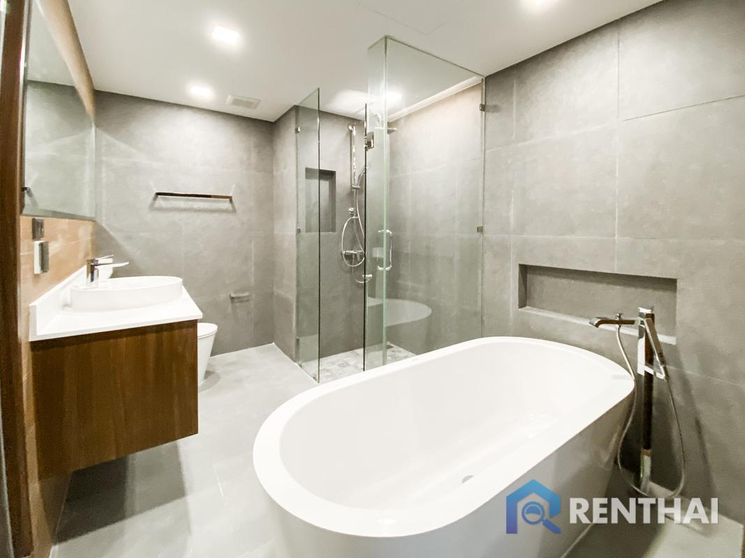 Luxury 1 bed Condo in The Proud Residence, Phuket, Furnished, Amenities Rich - image 3