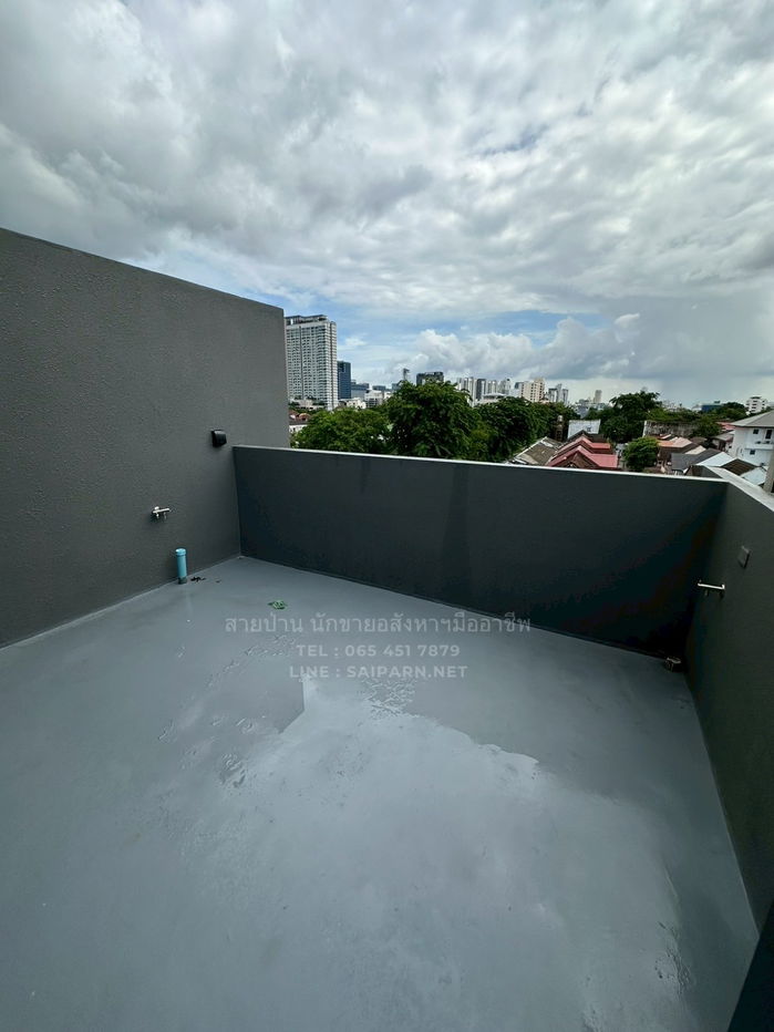 รูป 🏡 ให้เช่าทาวน์โฮมหรู L SCAPE รัชดา 20 (เฟส 2) ✨ ทาวน์โฮม 3.5 ชั้น | ดีไซน์โมเดิร์นใจกลางรัชดา เหมาะทั้งอยู่อาศัยและทำโฮมออฟฟิศ - รูปที่ 14/16