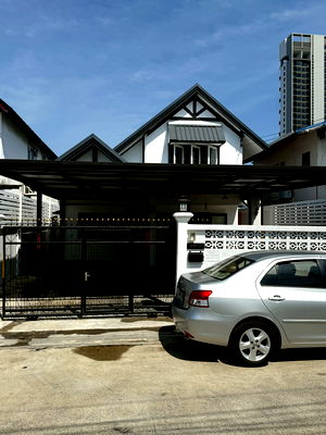 เช่าบ้านเดี่ยว ซอยเสนา : 🏡 ให้เช่าบ้านเดี่ยว2ชั้น รีโนเวทใหม่ 3 ห้องนอน 2ห้องน้ำ แอร์4 ตัว #ลาดพร้าว71 #นาคนิวาศ48 บนพื้นที่ 63 ตร.ว. กว้างมาก จอดรถได้