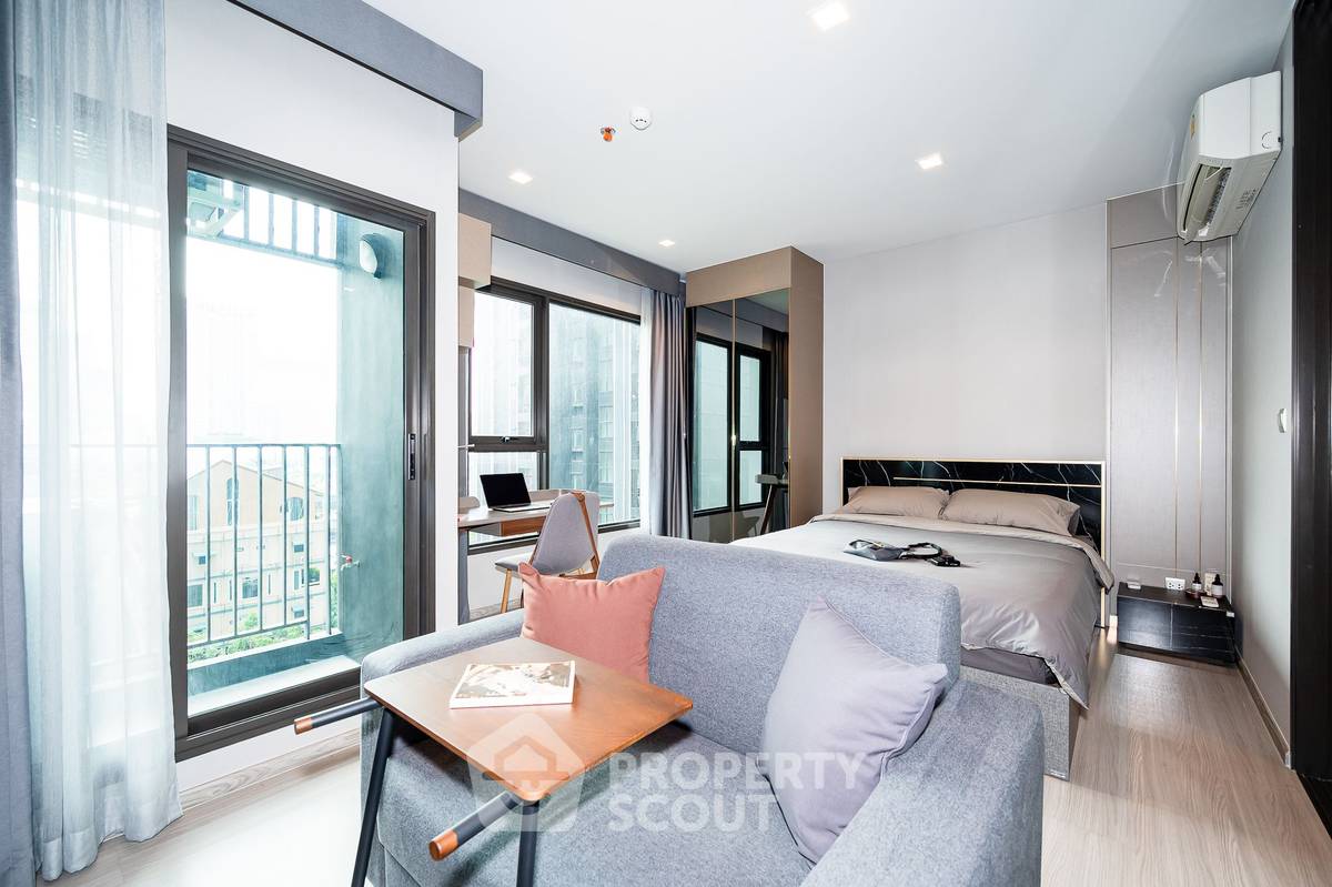 picture 1-BR Condo at Life Asoke - Rama 9 near MRT Phra Ram 9 (ID 2044839) - 4/8