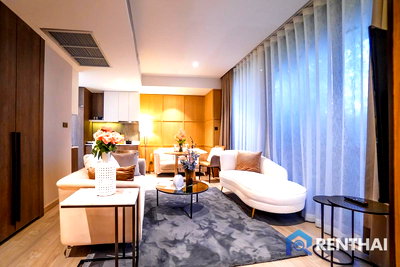 Condos for sale : For sale condo 1 bedroom at Wyndham Grand Residences Wongamat