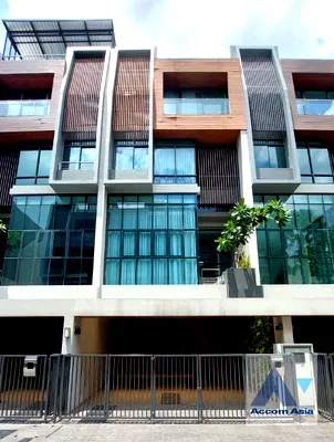 Townhouses for rent Bangkok University : 🔼🔽 AccomA 📩  3 BR Townhouse @The Park lane 22 (AA17367)