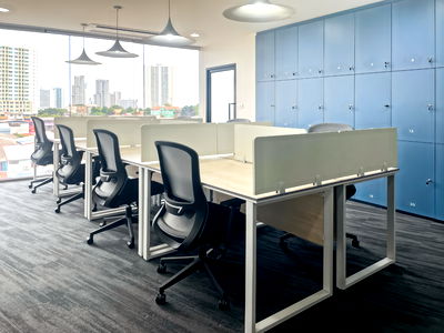 Office for rent Bang Lamung Chonburi : All-inclusive access to coworking space in Regus Brighton Grand