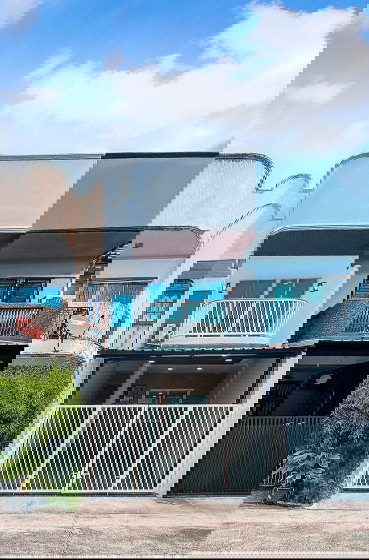 Townhouses for sale : Baan Ladprao 84 Mansion (2Bed 2Bath) Sale 3.39 MB. ▫️Line @sanhaproperty 📲095-6922871