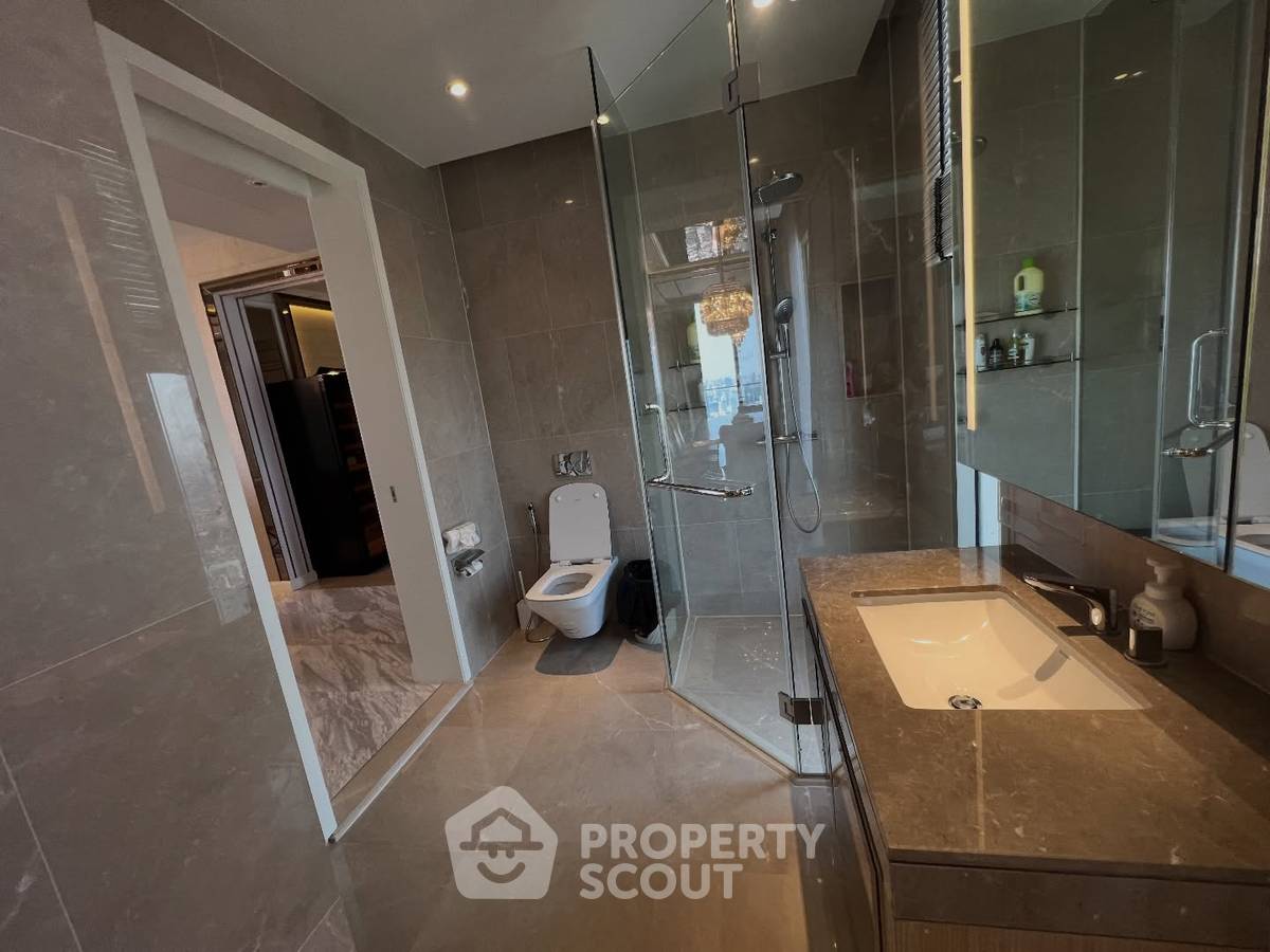 รูป คอนโด 2-ห้องนอน ที่ แมกโนเลียส์ วอเตอร์ฟรอนท์ เรสซิเดนซ์ ใกล้ BTS สะพานตากสิน (ID 2559329) - รูปที่ 8/15